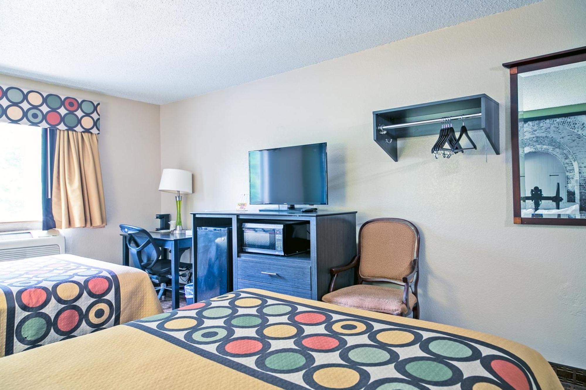 Super 8 By Wyndham Augusta Ft Eisenhower Area Exterior foto